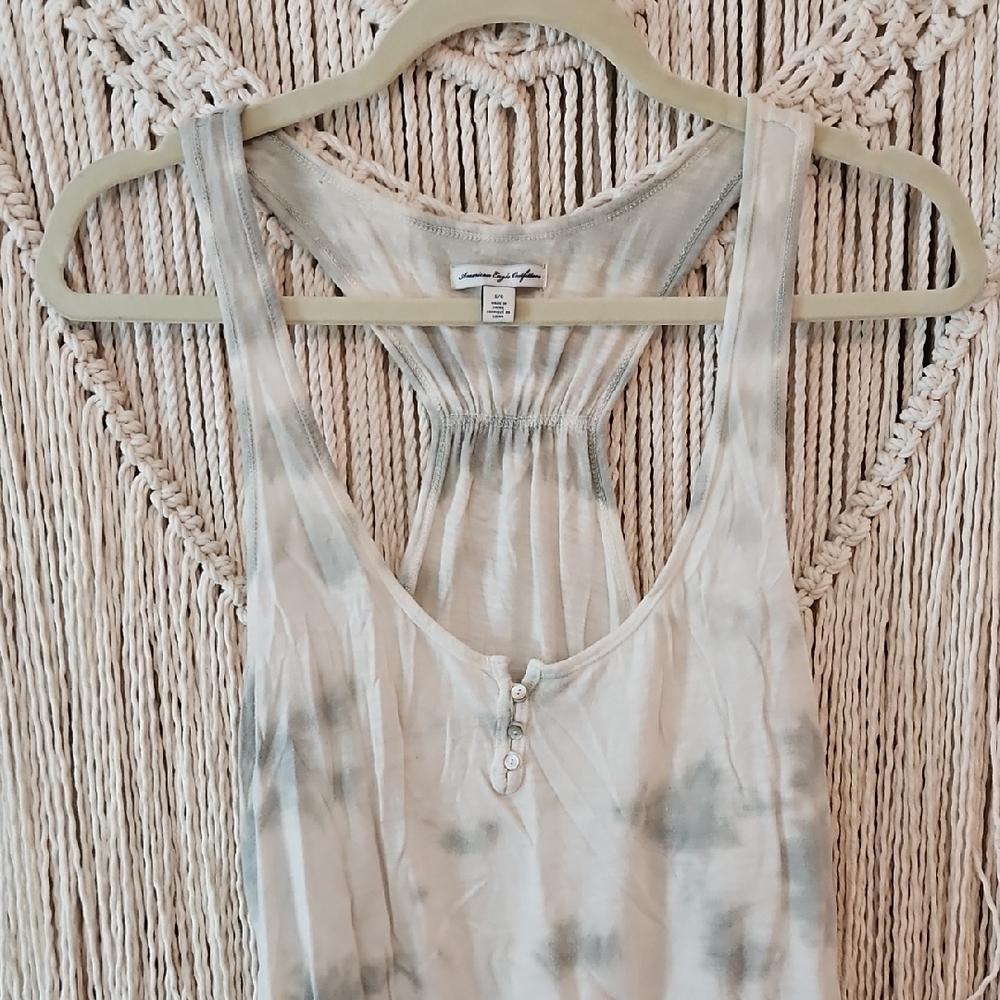 American Eagle Outfitters Gray and White Tank Top